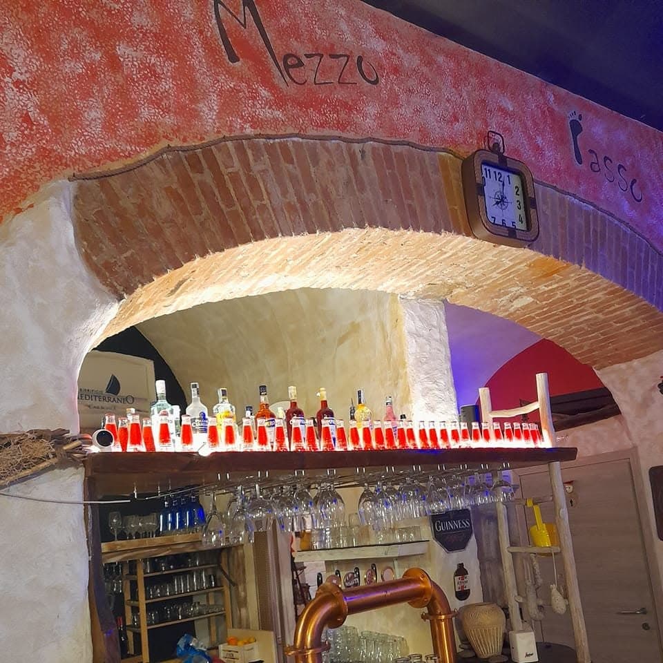 Mezzo Passo